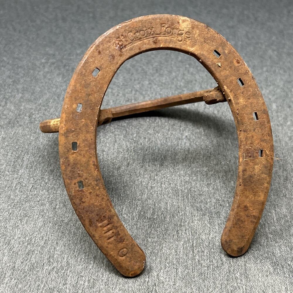 Vintage St Croix Forge Horseshoe Rustic Bookend Letter Mail Desk Organizer Rusty - Picture 3 of 5